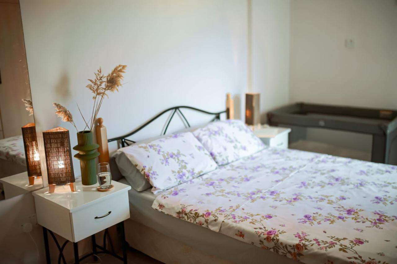 Fantastic 4 Cyprus First Line Beachfront Boghaz Екстер'єр фото